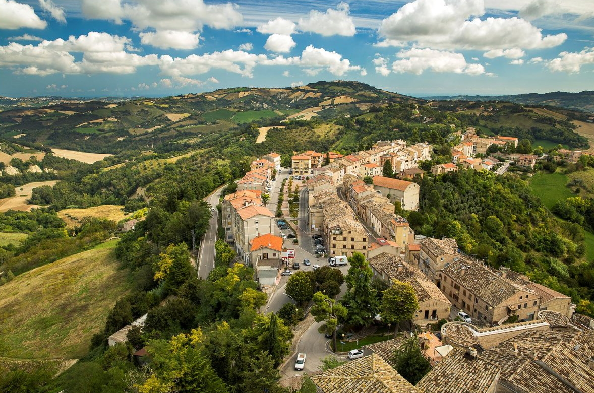 Overlooking the medieval town of Petritoli